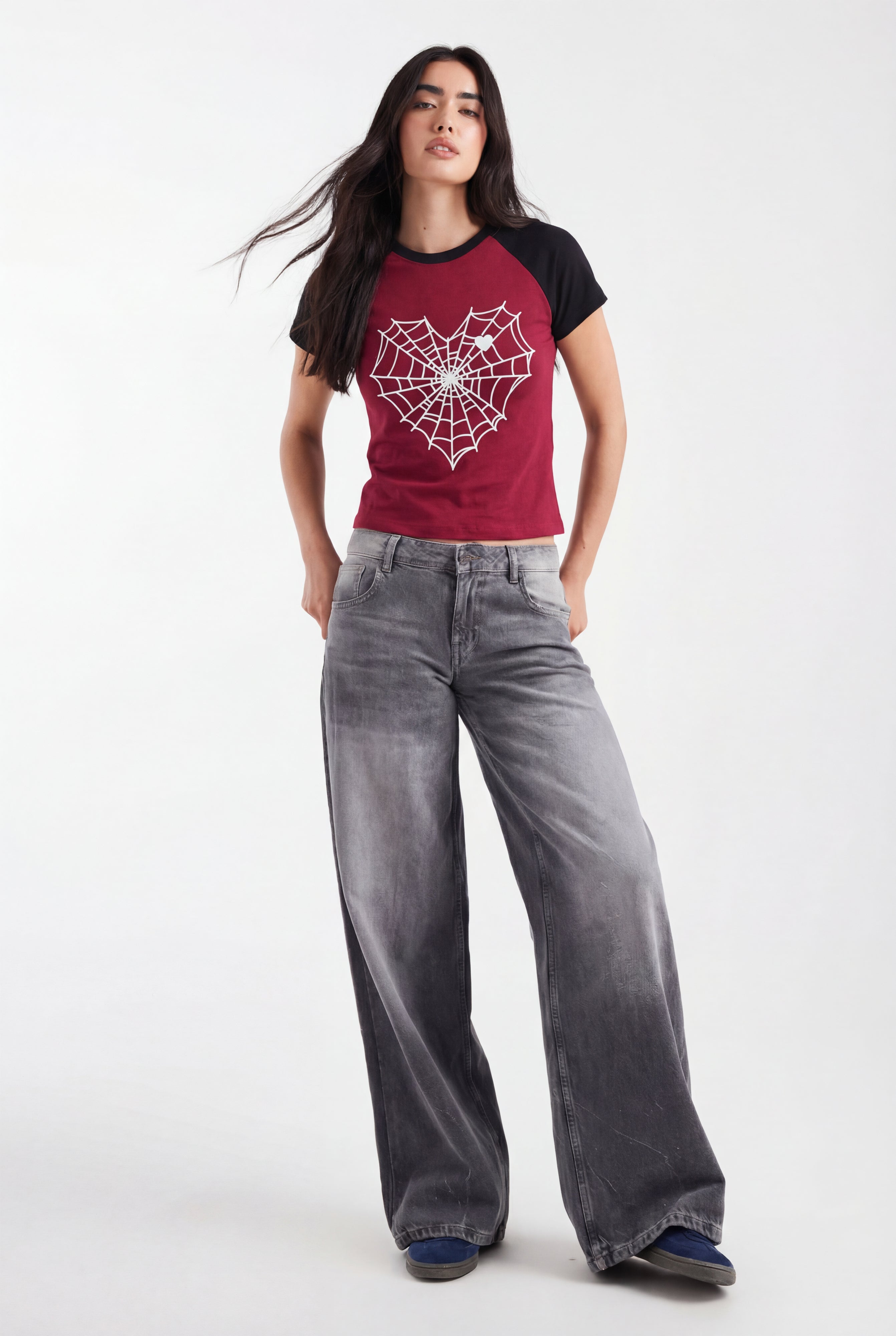 SPIDER WEB HEART RAGLAN CROP TOP